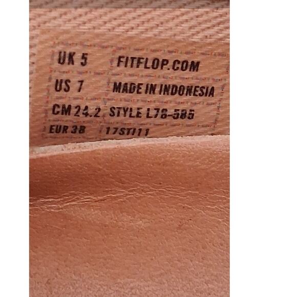 FitFlop Super Comfort Slip on Snake Print Leather Loafer Women Size 7 - Picture 9 of 9